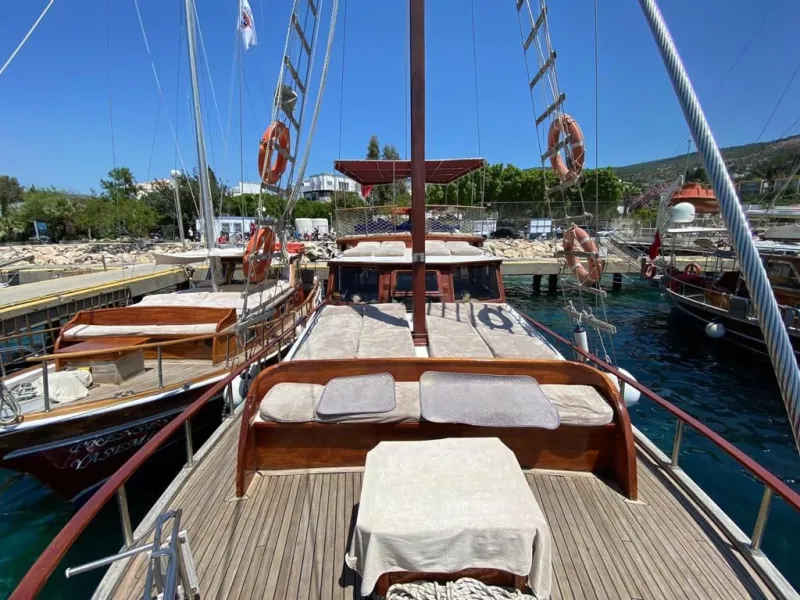 Yacht Thumbnail
